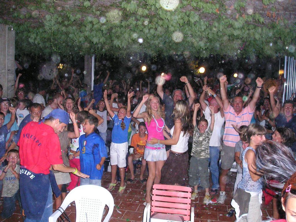 Camping Free Beach Marina Di Bibbona Luaran gambar